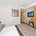 Hotel Bisetun 4*