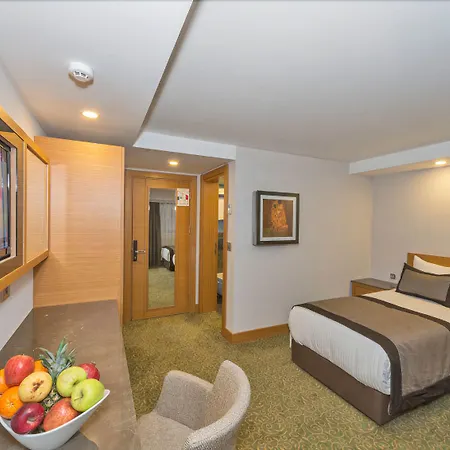 Bisetun Hotel