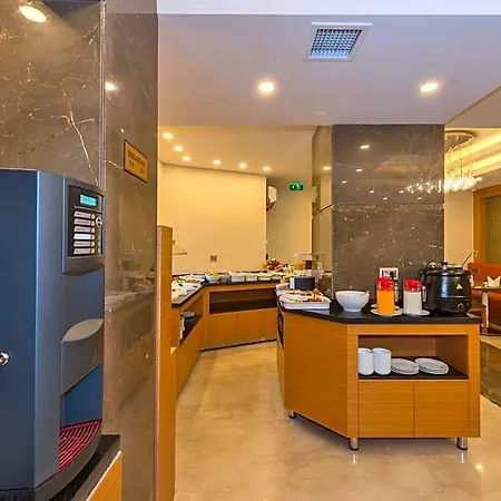Hotel Bisetun