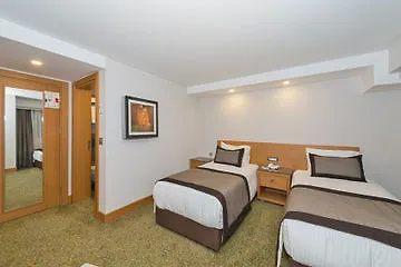 Bisetun 4*